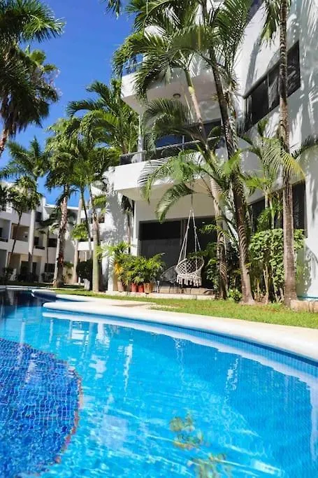 Lovely 2 Bdrm Condo In Gated Community & Pool View Playa del Carmen Mexico