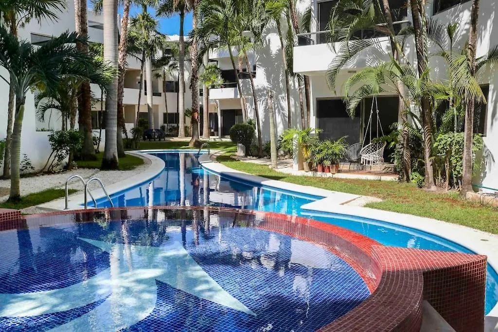 Apartment Lovely 2 Bdrm Condo In Gated Community & Pool View Playa del Carmen
