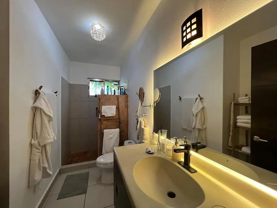 Apartment Lovely 2 Bdrm Condo In Gated Community & Pool View Playa del Carmen