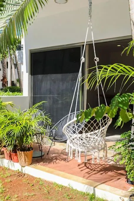 Apartment Lovely 2 Bdrm Condo In Gated Community & Pool View Playa del Carmen
